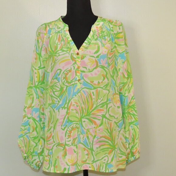 Lilly Pulitzer Tops - LILLY PULITZER Elsa Silk Top Elephant Ears Green Long Sleeve 1/3 Button Small